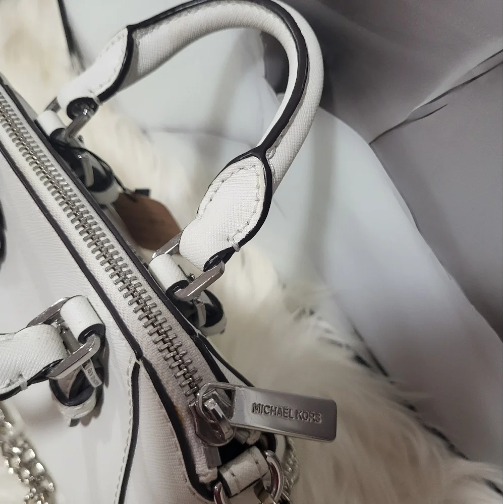 Michael Kors Ciara Xs Mini Crossbody - Picture 3 of 8